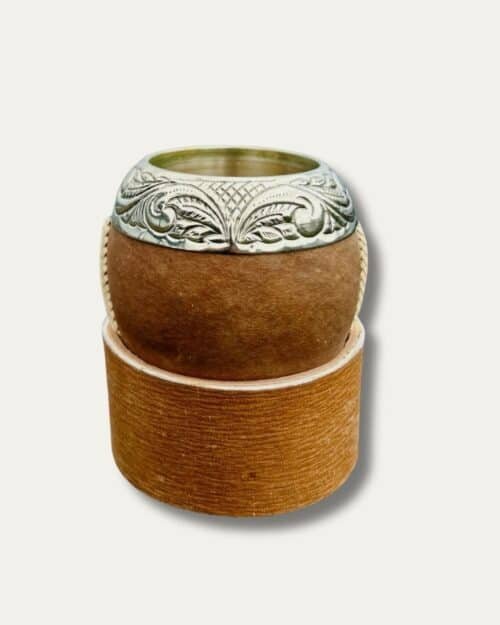 TORPEDO JOYERO CINCELADO SOBRE LACRE + POSA MATE