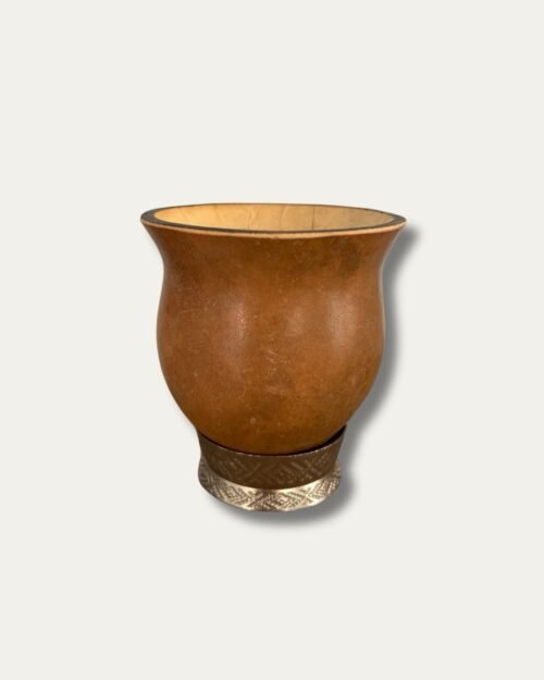 CRIOLLO CON BASE DE METAL